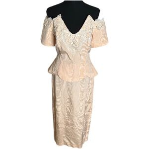 Vintage Jessica McClintock Off the Shoulder Embroidered Pink Bridal Dress 9/10.